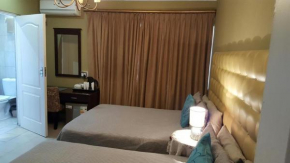 Room in Lodge - Savoy Lodge - Budget standard double room